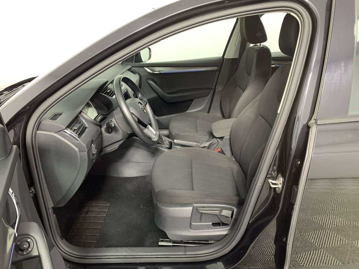 Skoda Octavia б/у, 2018, Роботизированная. Фото: #10