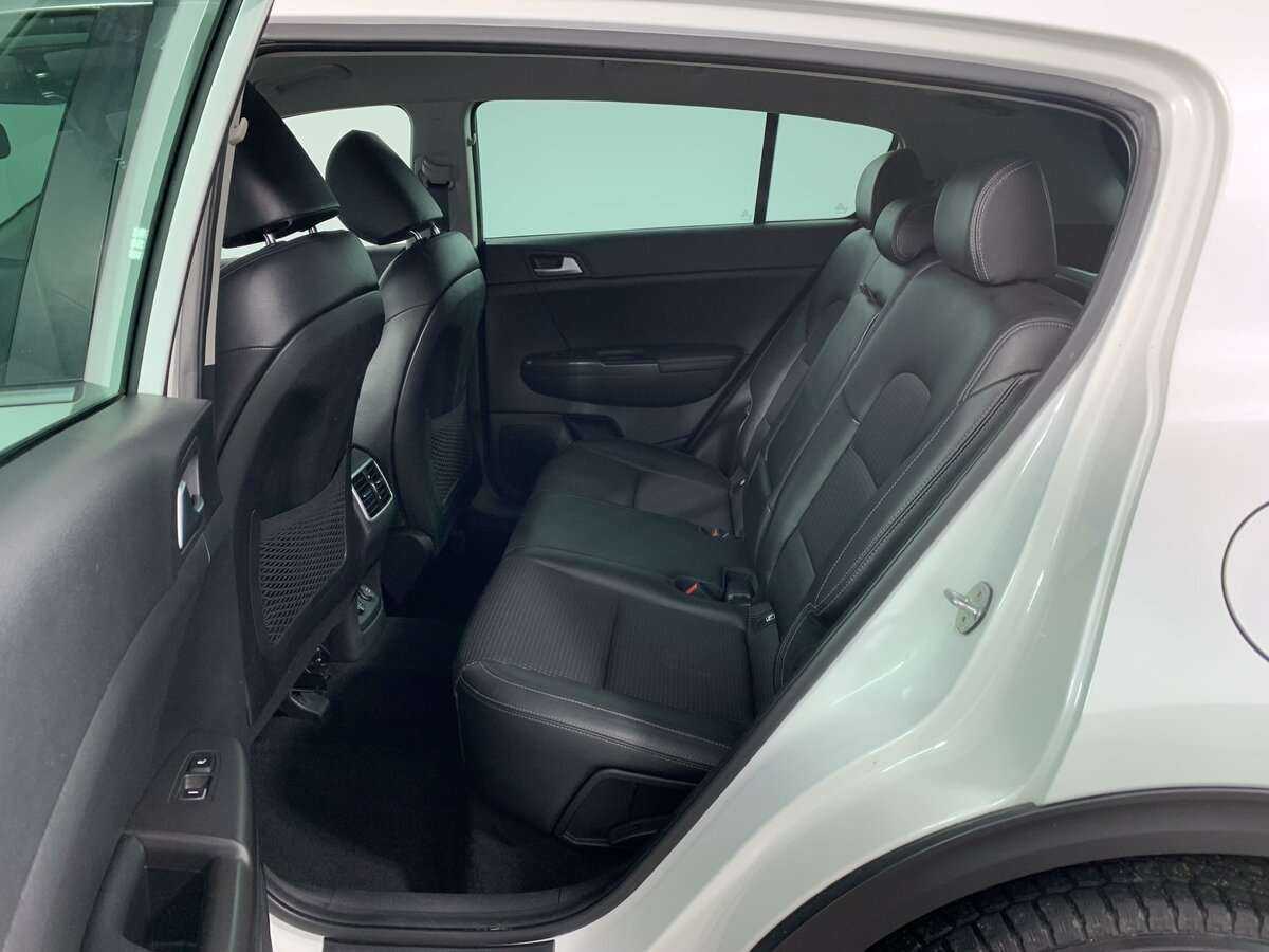Kia Sportage б/у, 2016, Автоматическая. Фото: #9