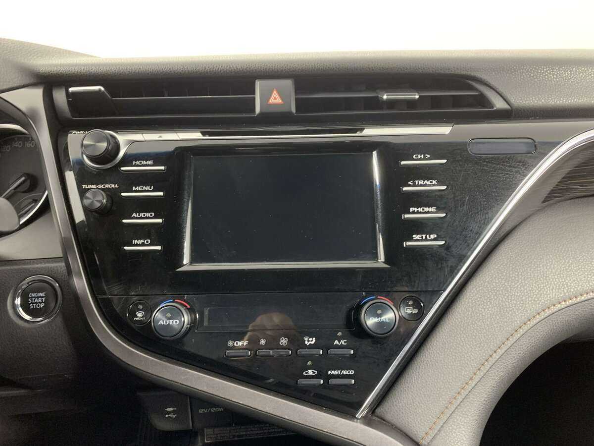 Toyota Camry б/у, 2020, Автоматическая. Фото: #12