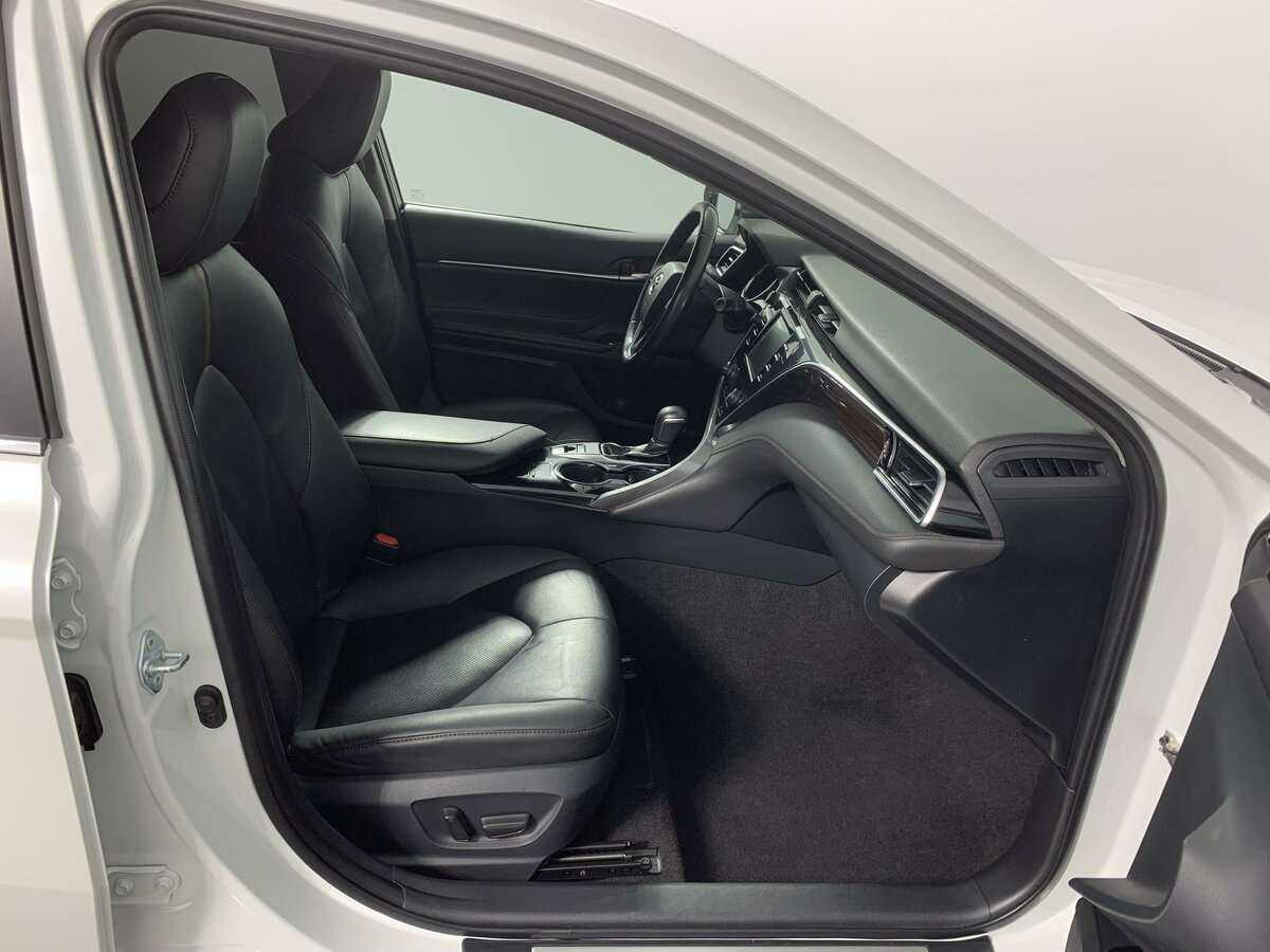 Toyota Camry б/у, 2020, Автоматическая. Фото: #19