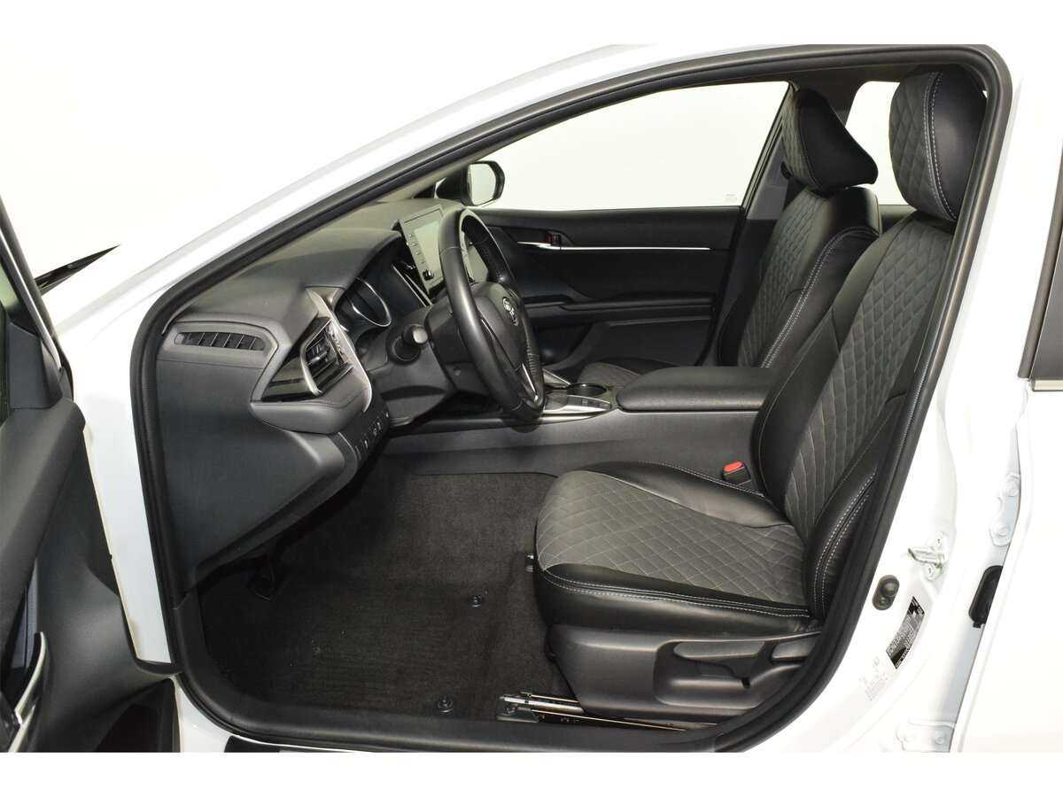 Toyota Camry б/у, 2021, Автоматическая. Фото: #13