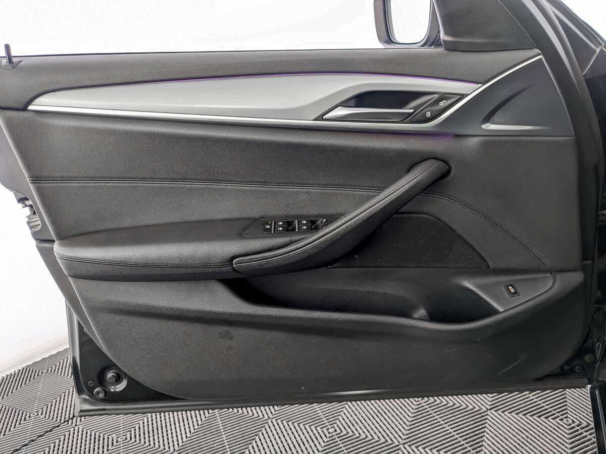 BMW 5 серии б/у, 2018, Автоматическая. Фото: #13