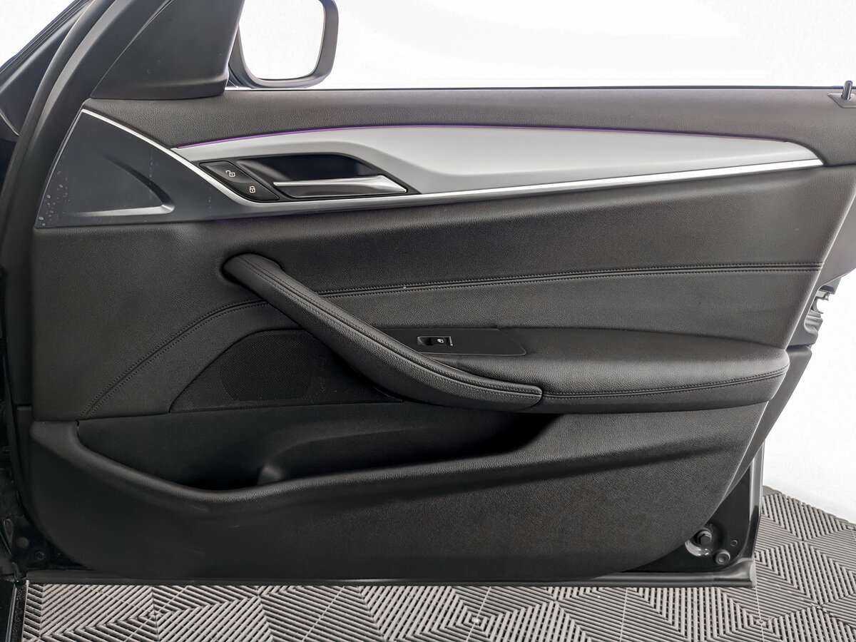 BMW 5 серии б/у, 2018, Автоматическая. Фото: #19