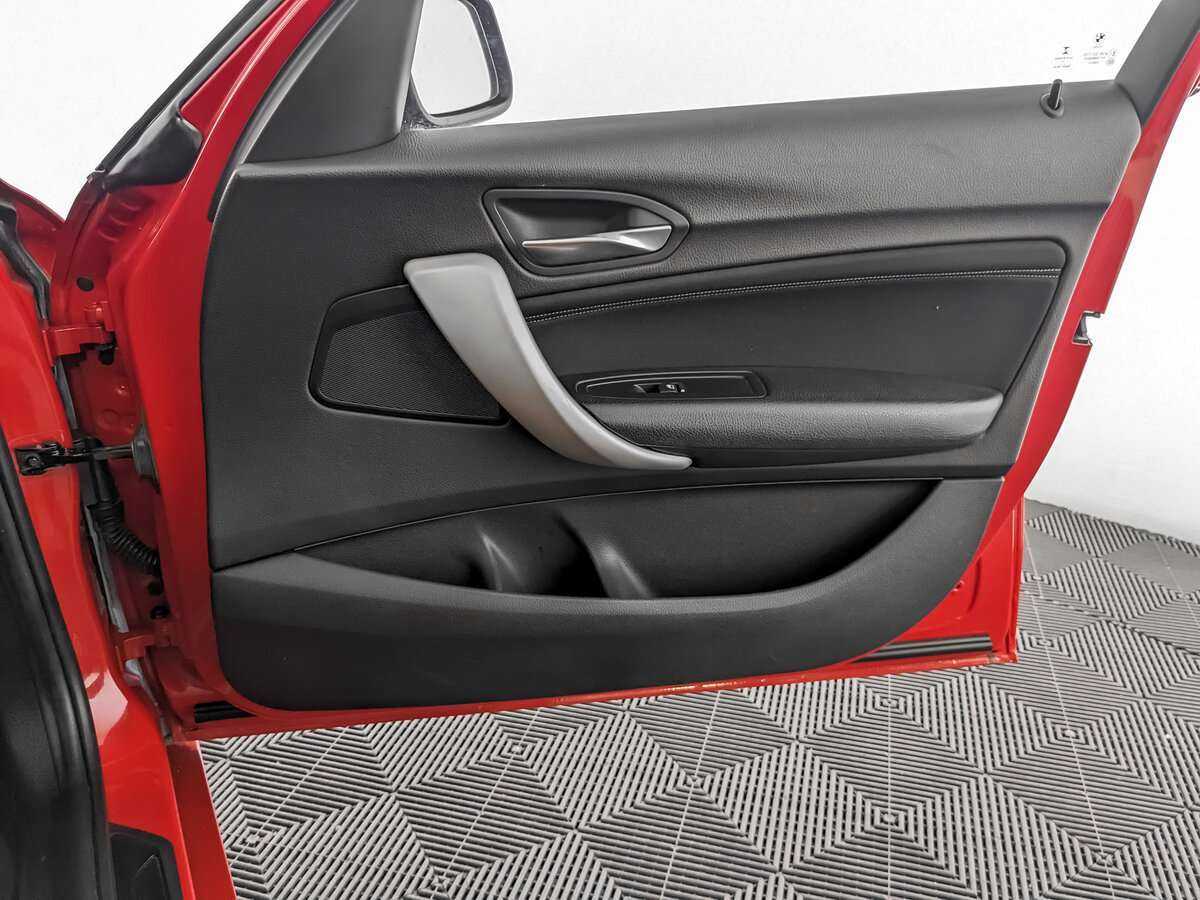 BMW 1 серии б/у, 2017, Автоматическая. Фото: #19