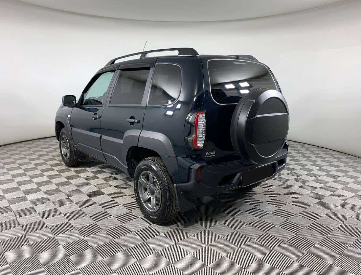 Lada (ВАЗ) Niva б/у, 2023, Механическая. Фото: #6