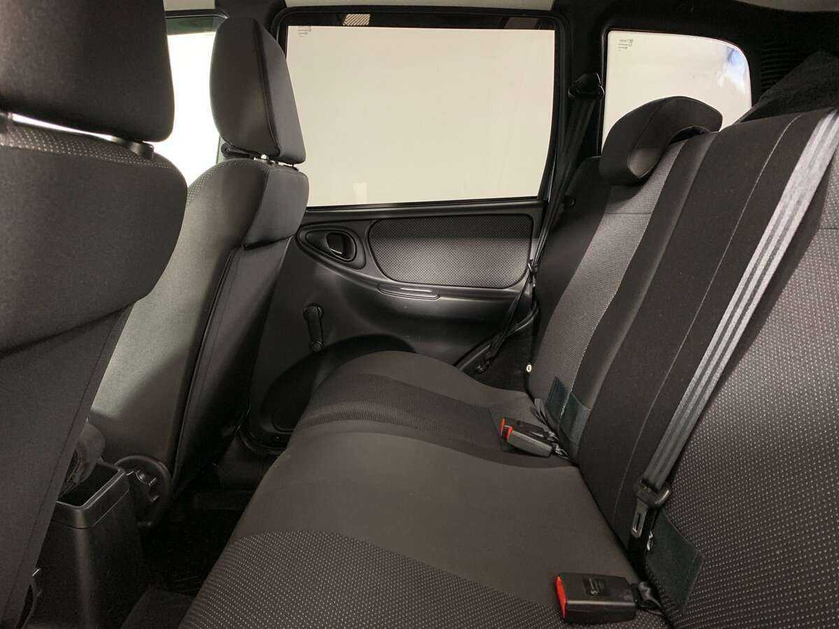 Lada (ВАЗ) Niva б/у, 2023, Механическая. Фото: #15