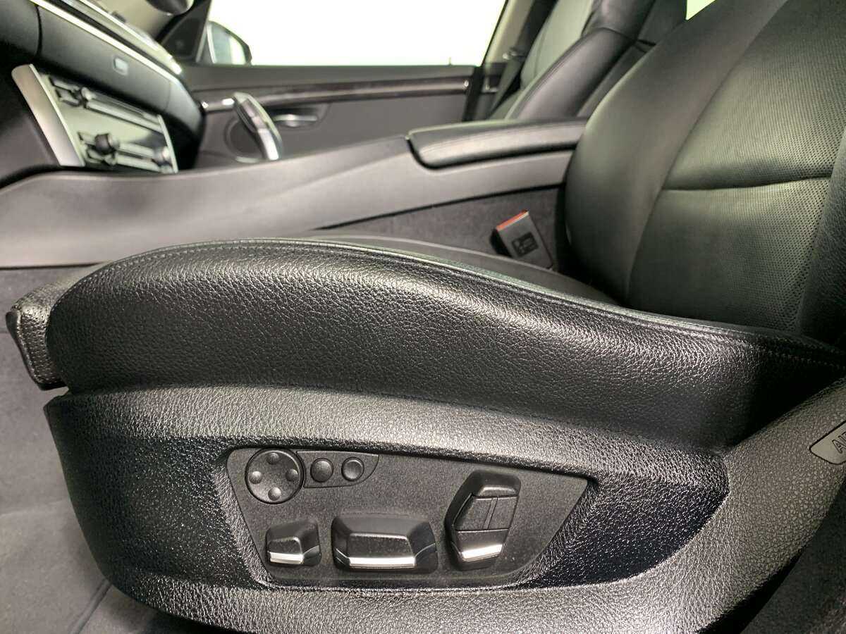 BMW 5 серии б/у, 2012, Автоматическая. Фото: #12