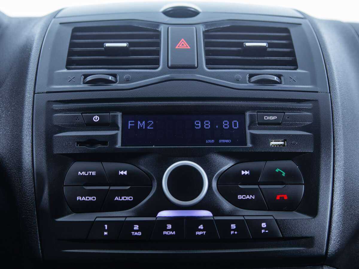 Lada (ВАЗ) Granta б/у, 2023, Механическая. Фото: #10