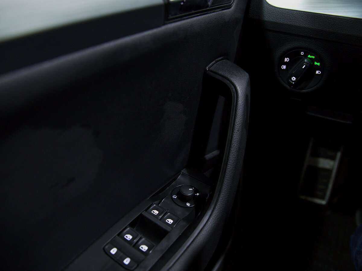 Skoda Superb б/у, 2021, Роботизированная. Фото: #6