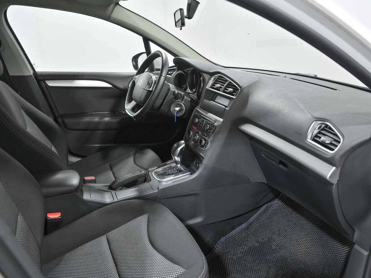 Citroen C4 б/у, 2016, Автоматическая. Фото: #6