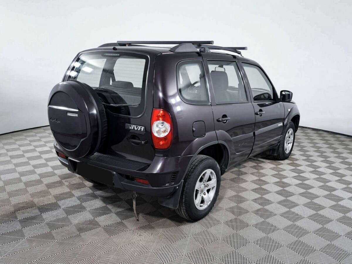 Chevrolet Niva б/у, 2016, Механическая. Фото: #4