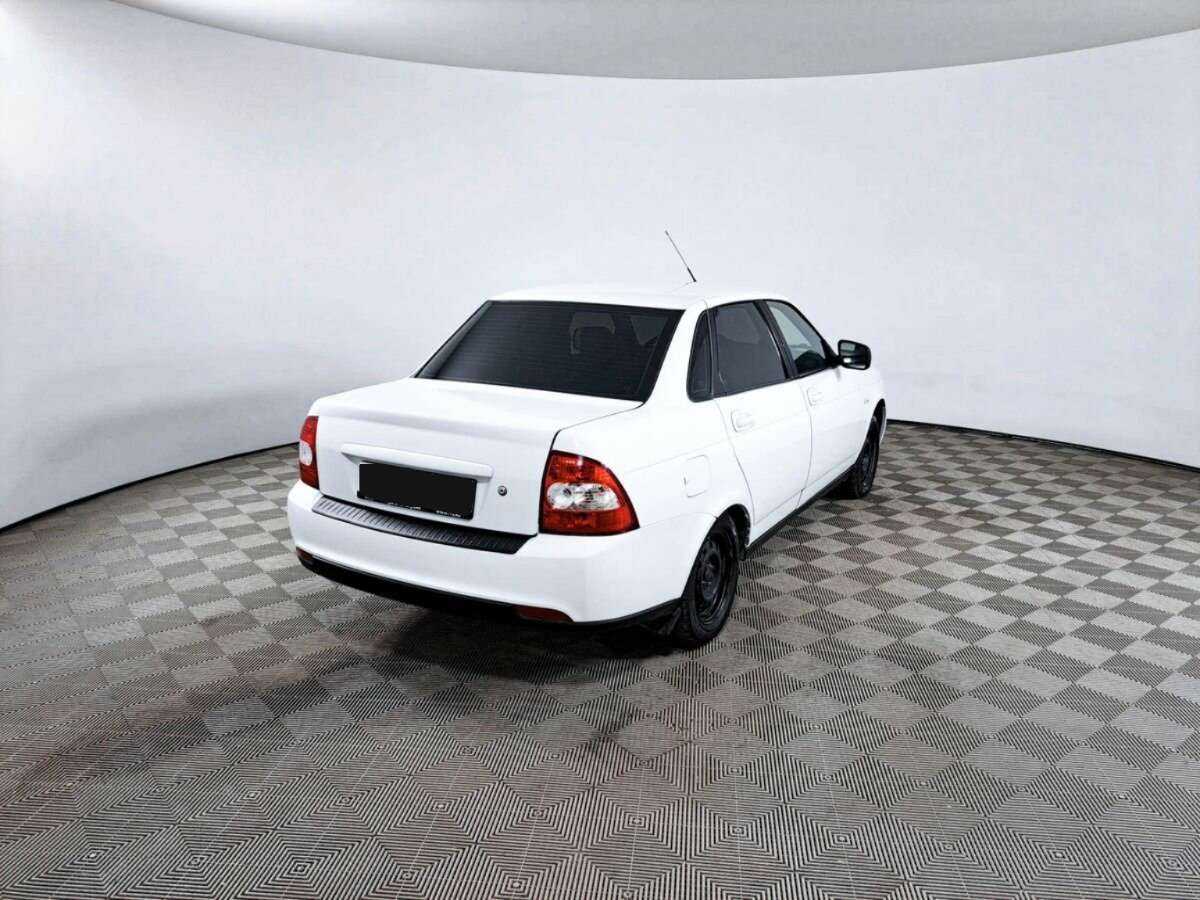 Lada (ВАЗ) Priora б/у, 2016, Механическая. Фото: #4