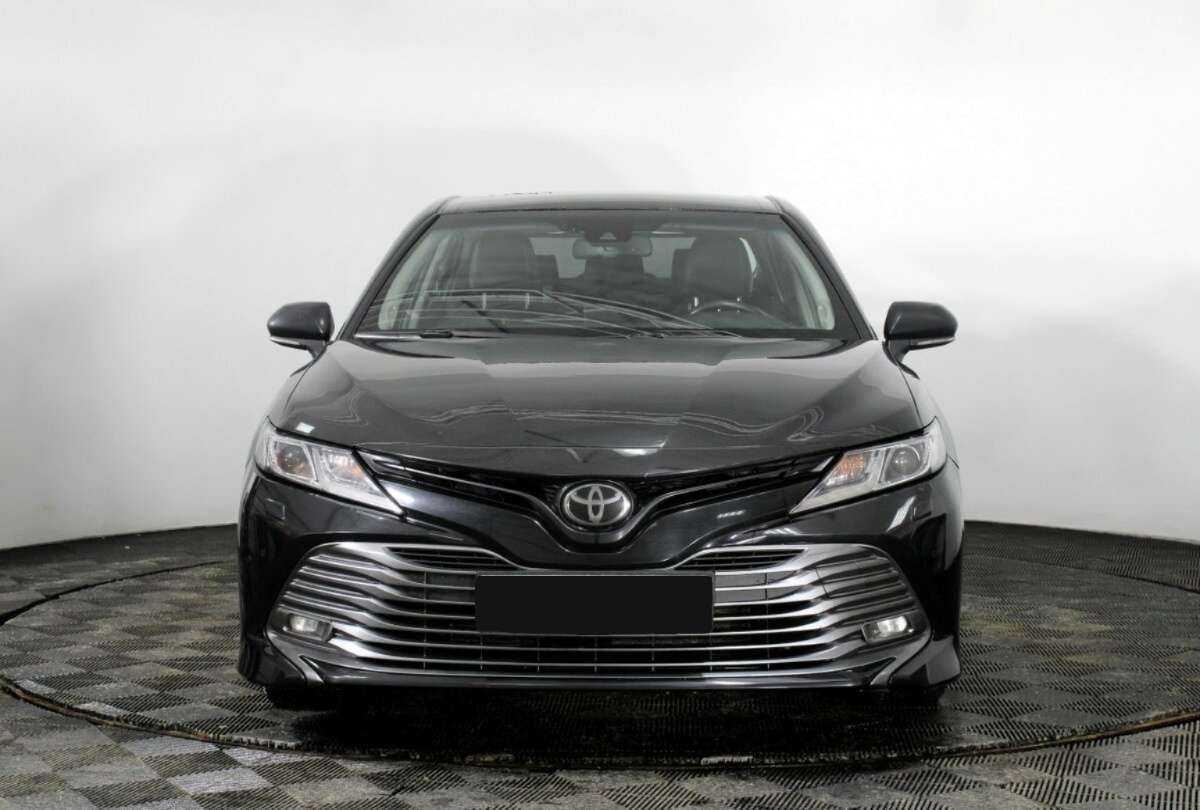 Toyota Camry б/у, 2020, Автоматическая. Фото: #1