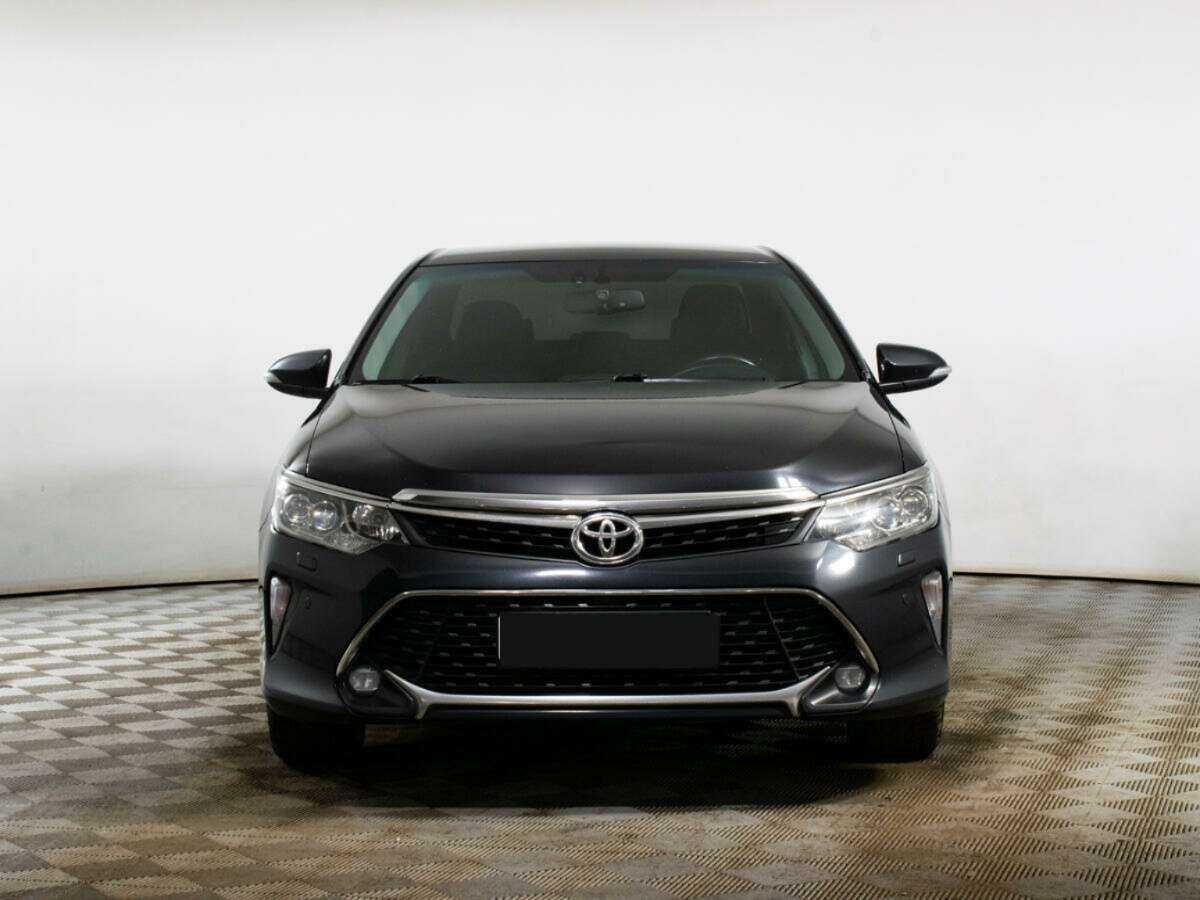 Toyota Camry б/у, 2017, Автоматическая. Фото: #1