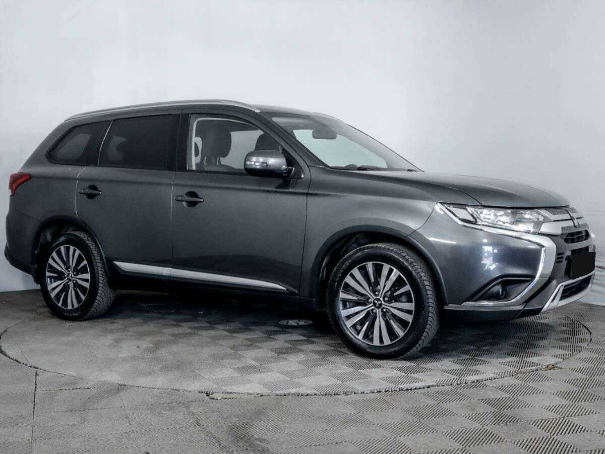 Mitsubishi Outlander б/у, 2018, Вариатор. Фото: #2