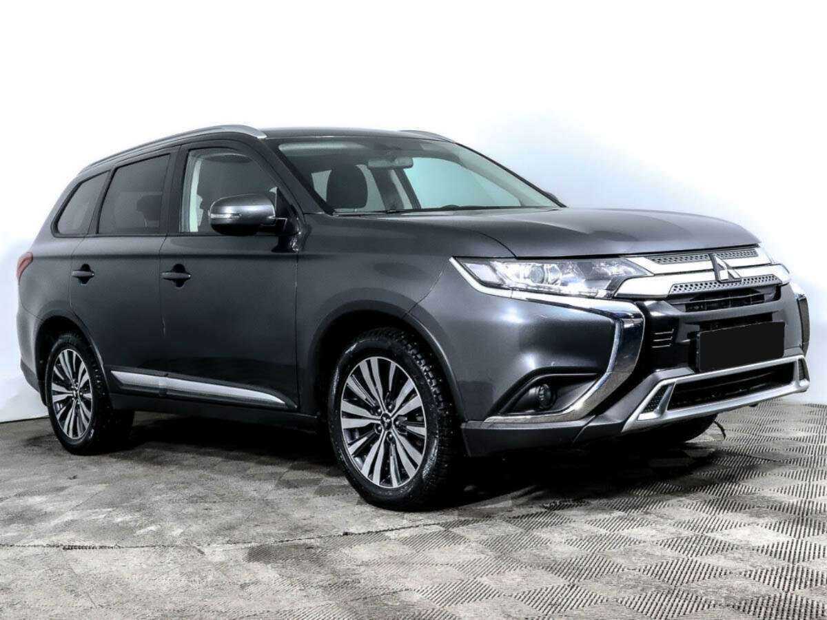 Mitsubishi Outlander б/у, 2021, Вариатор. Фото: #2
