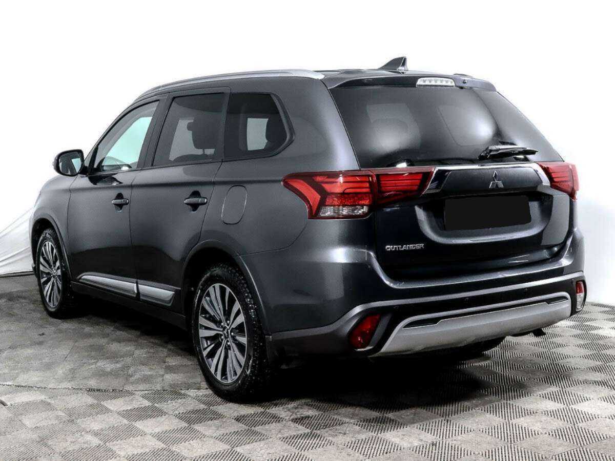Mitsubishi Outlander б/у, 2021, Вариатор. Фото: #4