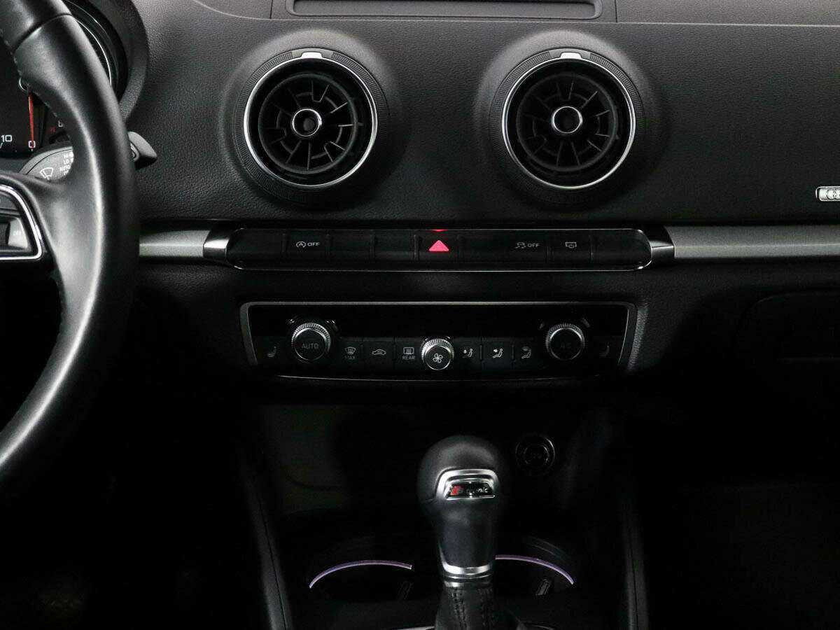 Audi A3 б/у, 2019, Роботизированная. Фото: #10