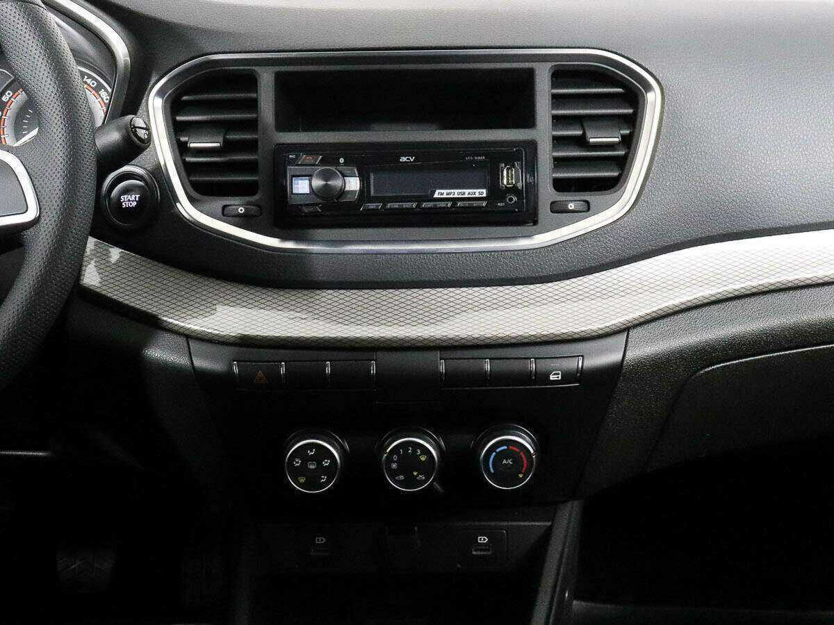 Lada (ВАЗ) Vesta б/у, 2023, Механическая. Фото: #9