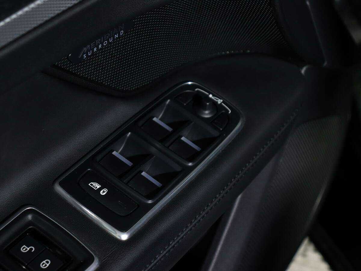 Jaguar XF б/у, 2018, Автоматическая. Фото: #17