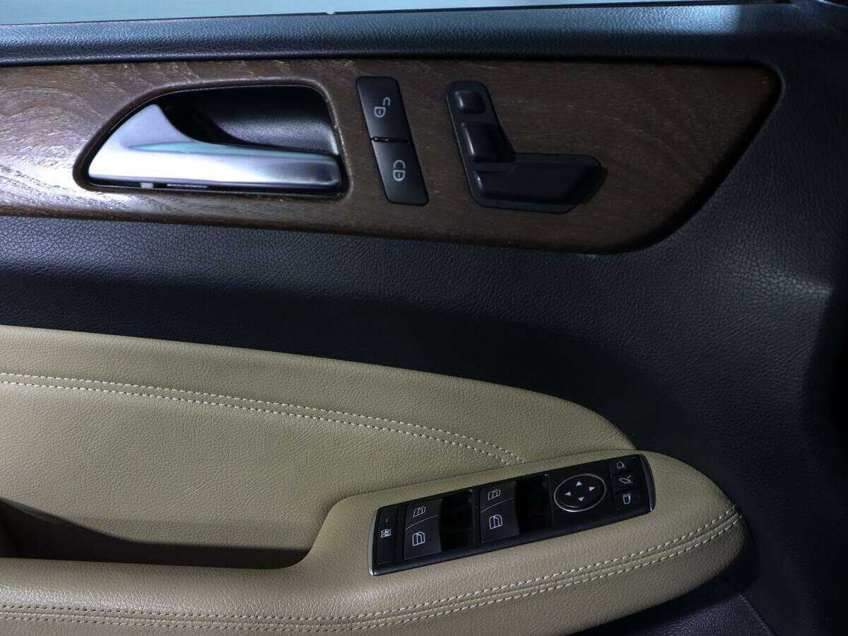 Mercedes-Benz M-Класс б/у, 2012, Автоматическая. Фото: #16