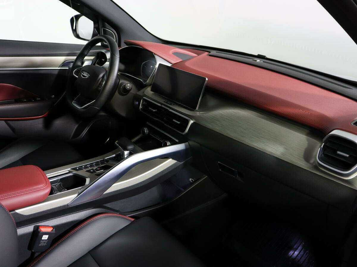 Geely Coolray б/у, 2023, Роботизированная. Фото: #8