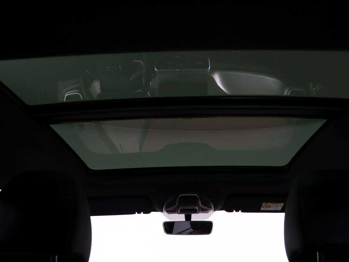 Geely Coolray б/у, 2023, Роботизированная. Фото: #15