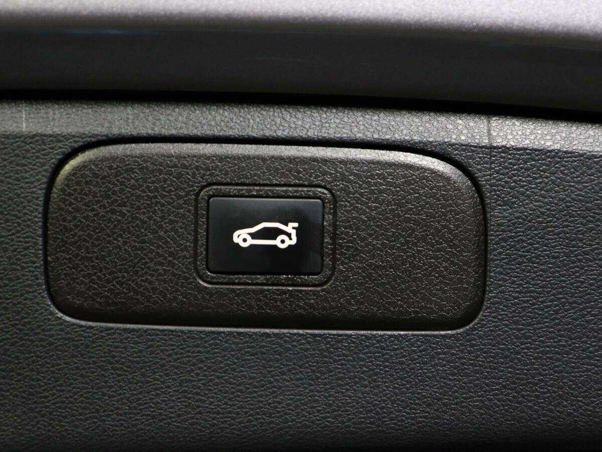 Geely Coolray б/у, 2023, Роботизированная. Фото: #16