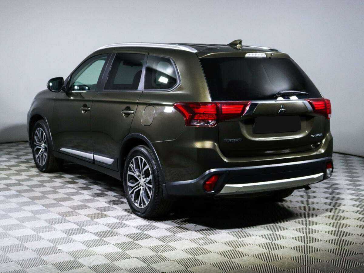 Mitsubishi Outlander б/у, 2018, Вариатор. Фото: #6