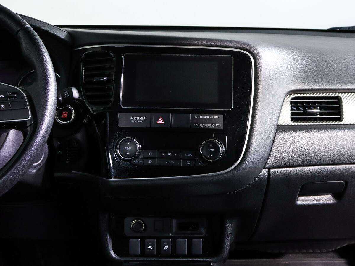 Mitsubishi Outlander б/у, 2018, Вариатор. Фото: #12