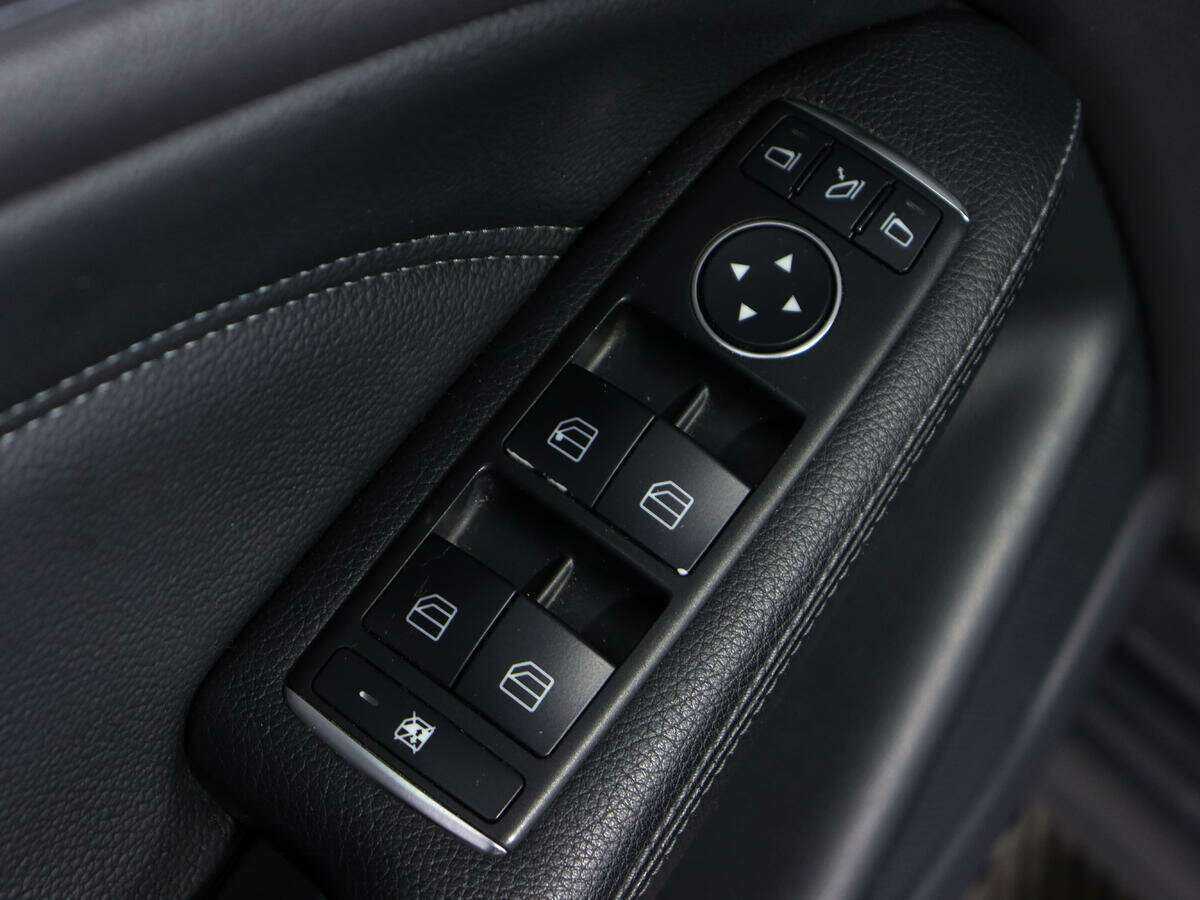 Mercedes-Benz B-Класс б/у, 2014, Роботизированная. Фото: #12