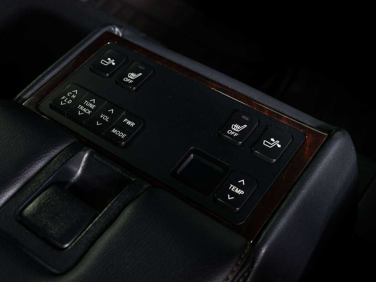 Toyota Camry б/у, 2017, Автоматическая. Фото: #14