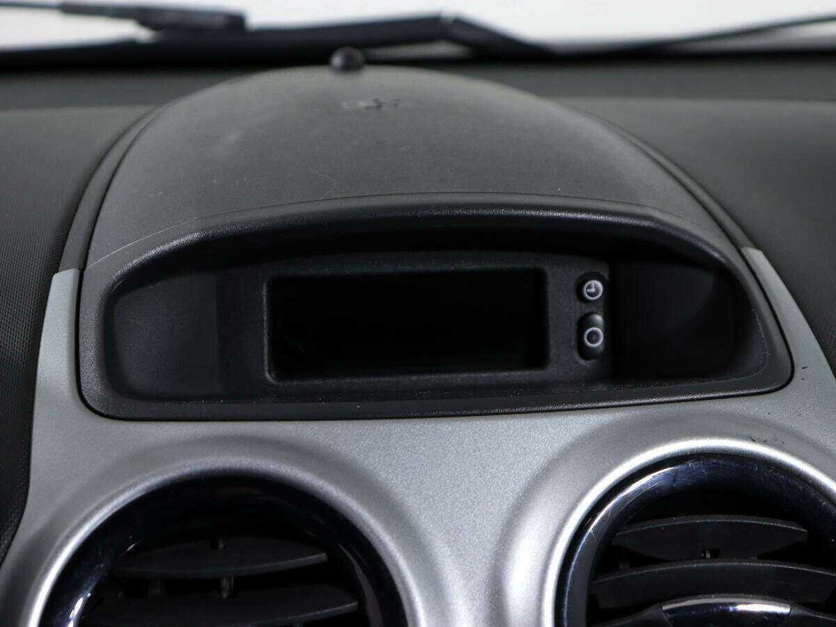 Opel Corsa б/у, 2013, Автоматическая. Фото: #18