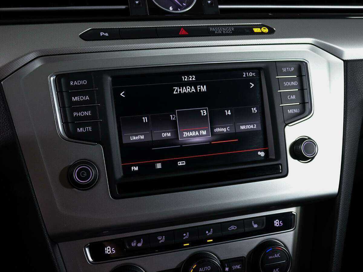 Volkswagen Passat б/у, 2015, Роботизированная. Фото: #19