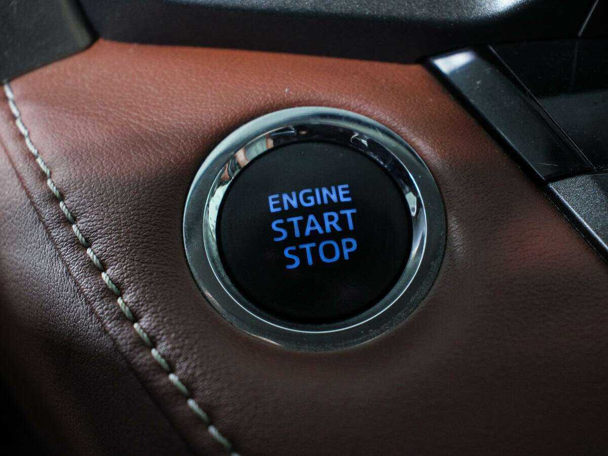 Toyota RAV4 б/у, 2014, Автоматическая. Фото: #15