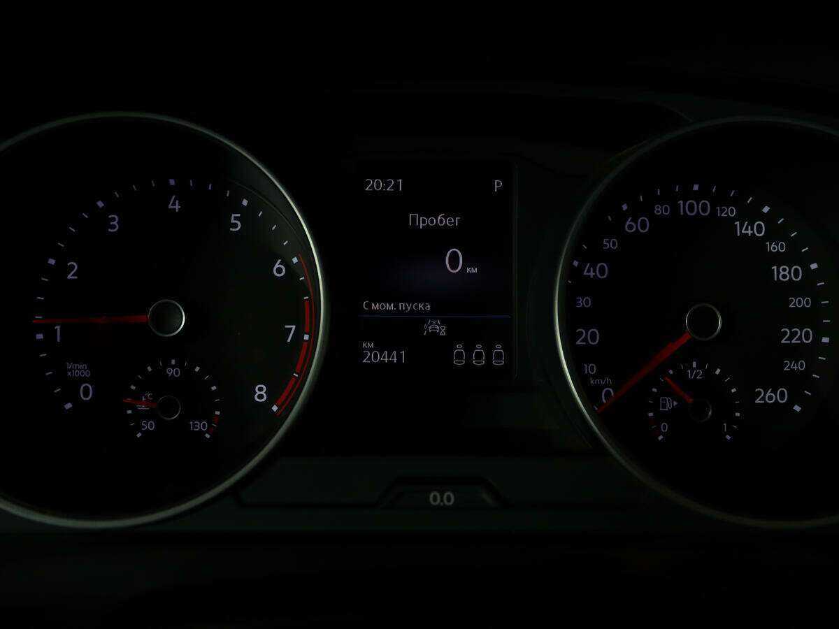 Volkswagen Tiguan б/у, 2021, Роботизированная. Фото: #9