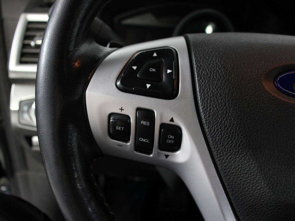 Ford Explorer б/у, 2013, Автоматическая. Фото: #20