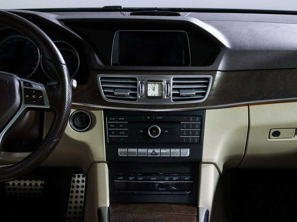Mercedes-Benz E-Класс б/у, 2015, Автоматическая. Фото: #10