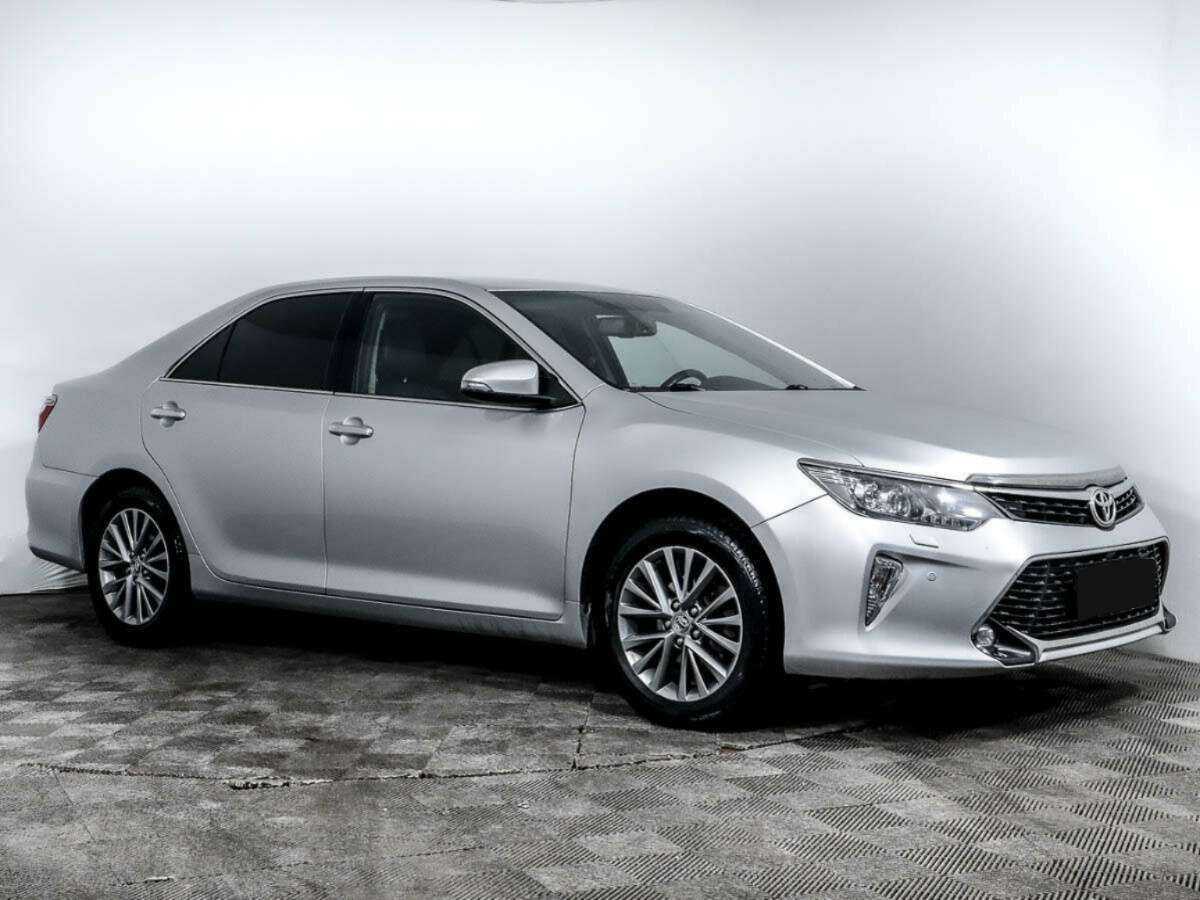 Toyota Camry б/у, 2018, Автоматическая. Фото: #2