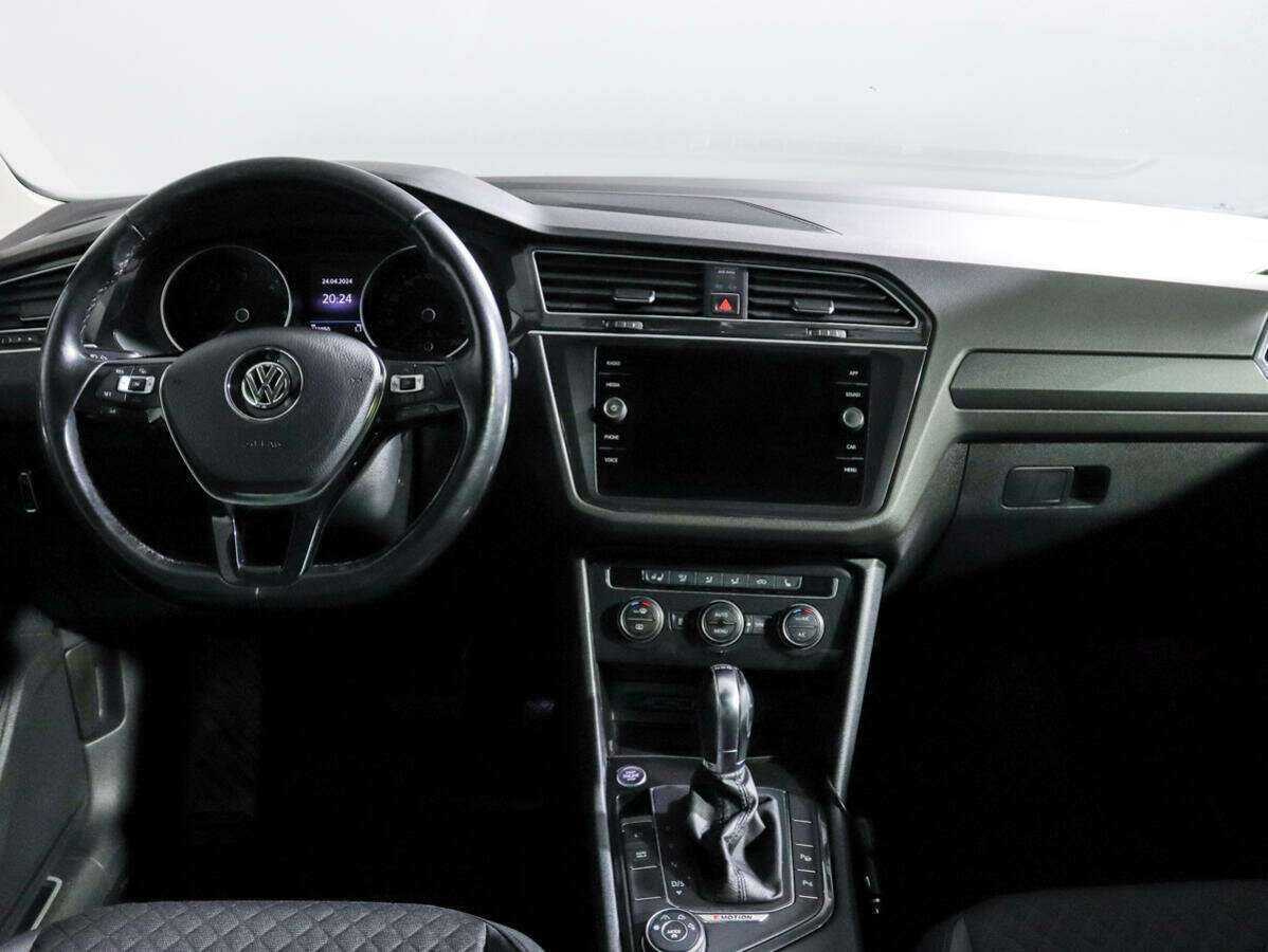 Volkswagen Tiguan б/у, 2018, Роботизированная. Фото: #9