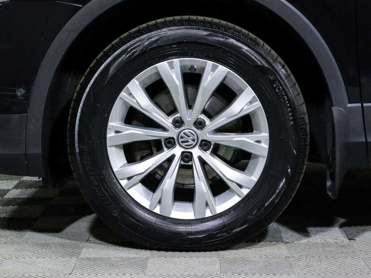 Volkswagen Tiguan б/у, 2018, Роботизированная. Фото: #12
