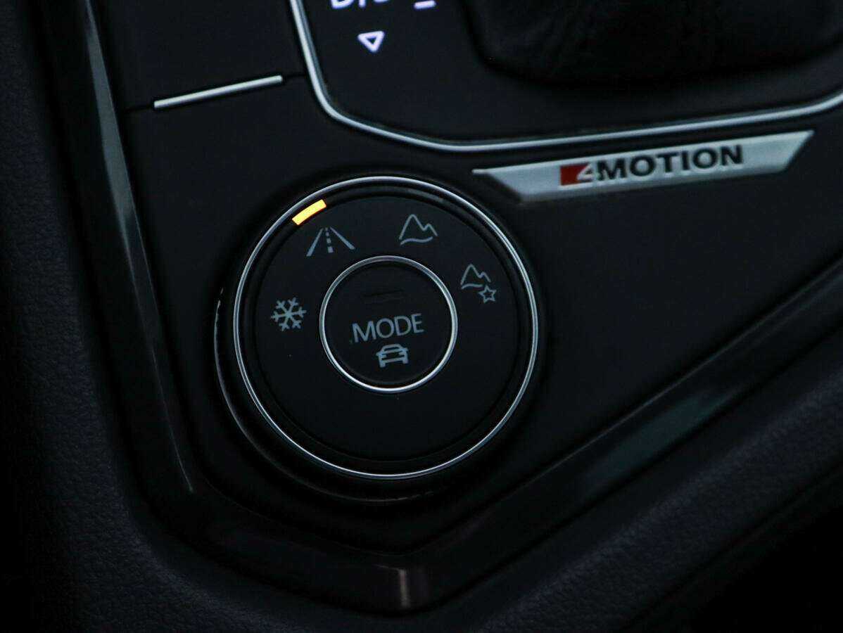 Volkswagen Tiguan б/у, 2018, Роботизированная. Фото: #14