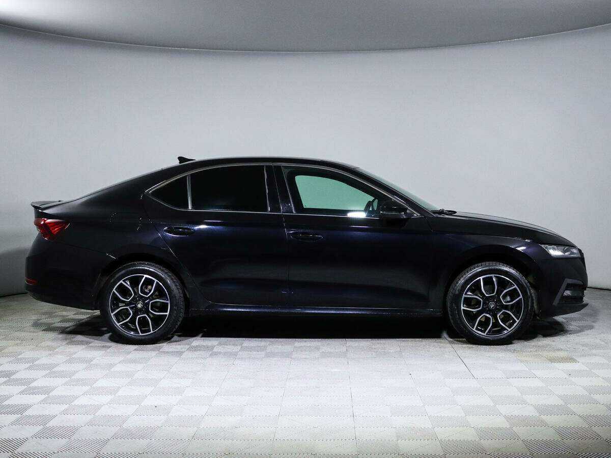 Skoda Octavia б/у, 2020, Автоматическая. Фото: #3