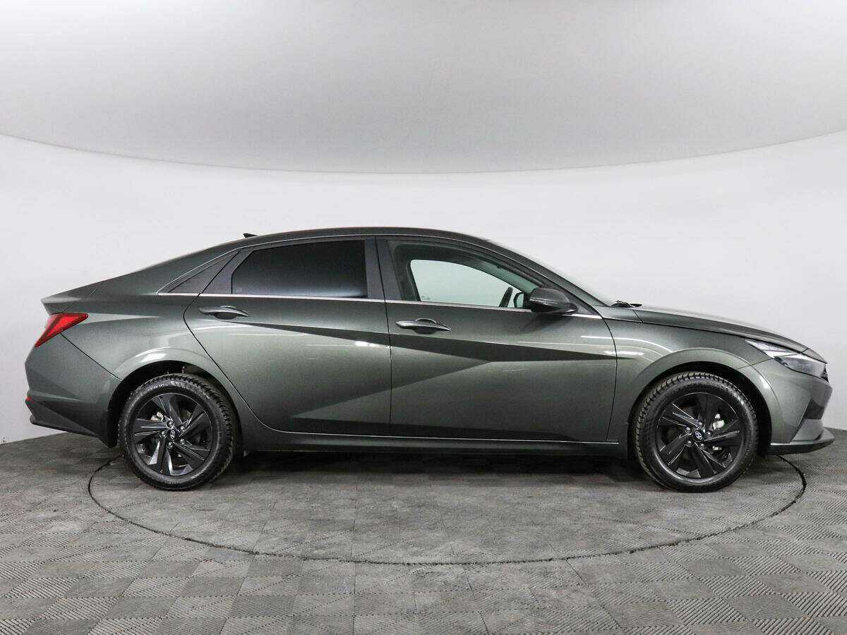 Hyundai Elantra б/у, 2022, Автоматическая. Фото: #3