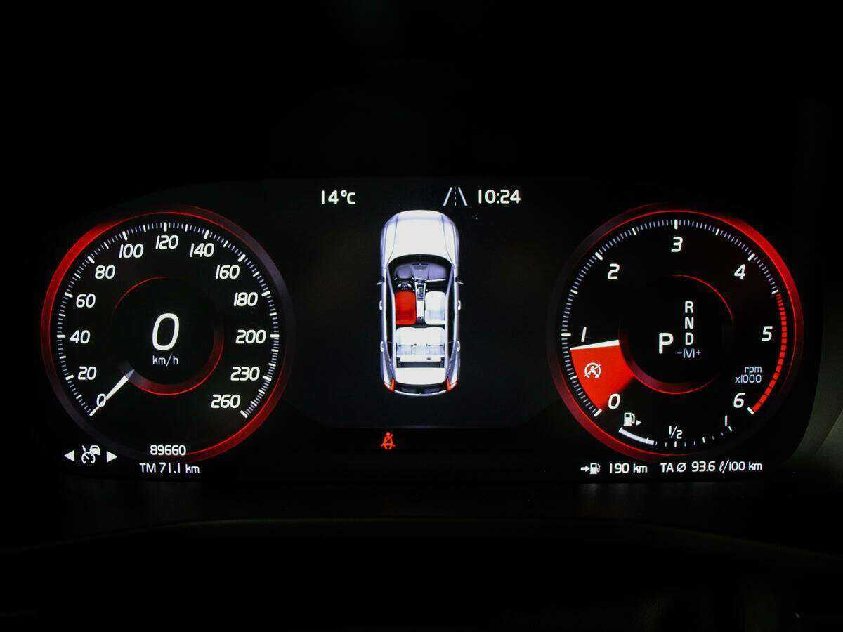 Volvo XC40 б/у, 2019, Автоматическая. Фото: #10