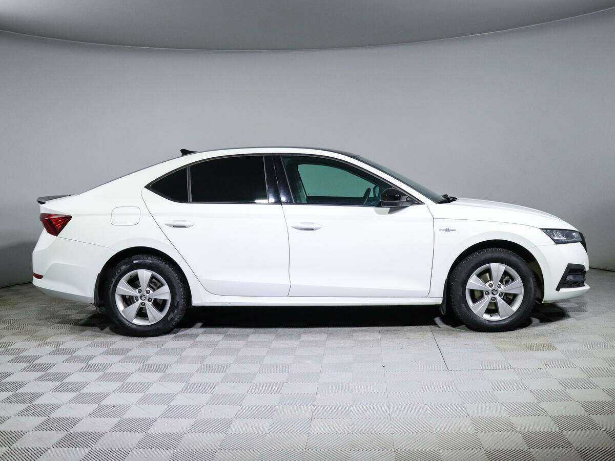 Skoda Octavia б/у, 2021, Автоматическая. Фото: #3
