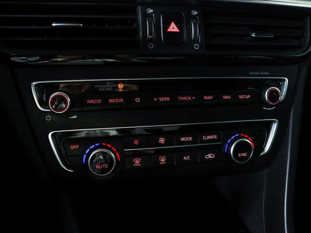 Kia Optima б/у, 2019, Автоматическая. Фото: #17