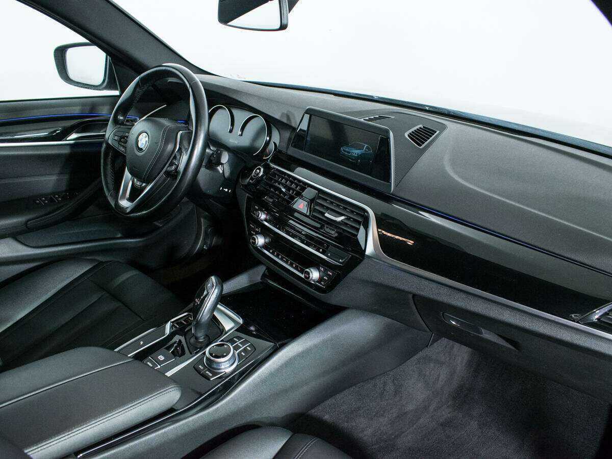 BMW 5 серии б/у, 2018, Автоматическая. Фото: #6