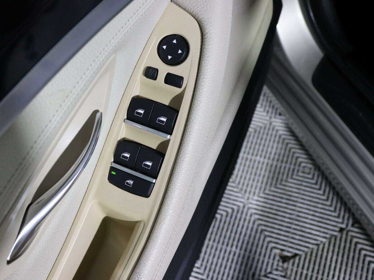 BMW 5 серии б/у, 2012, Автоматическая. Фото: #12