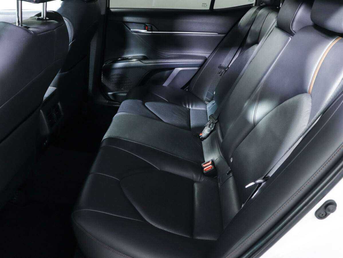 Toyota Camry б/у, 2018, Автоматическая. Фото: #6